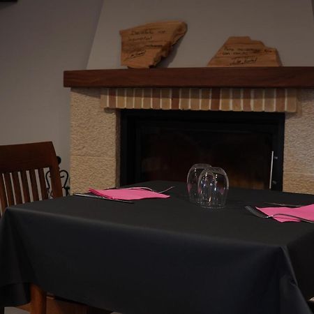 Hostal Restaurante Ibaisek Zudaire 외부 사진