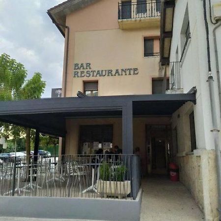 Hostal Restaurante Ibaisek Zudaire 외부 사진