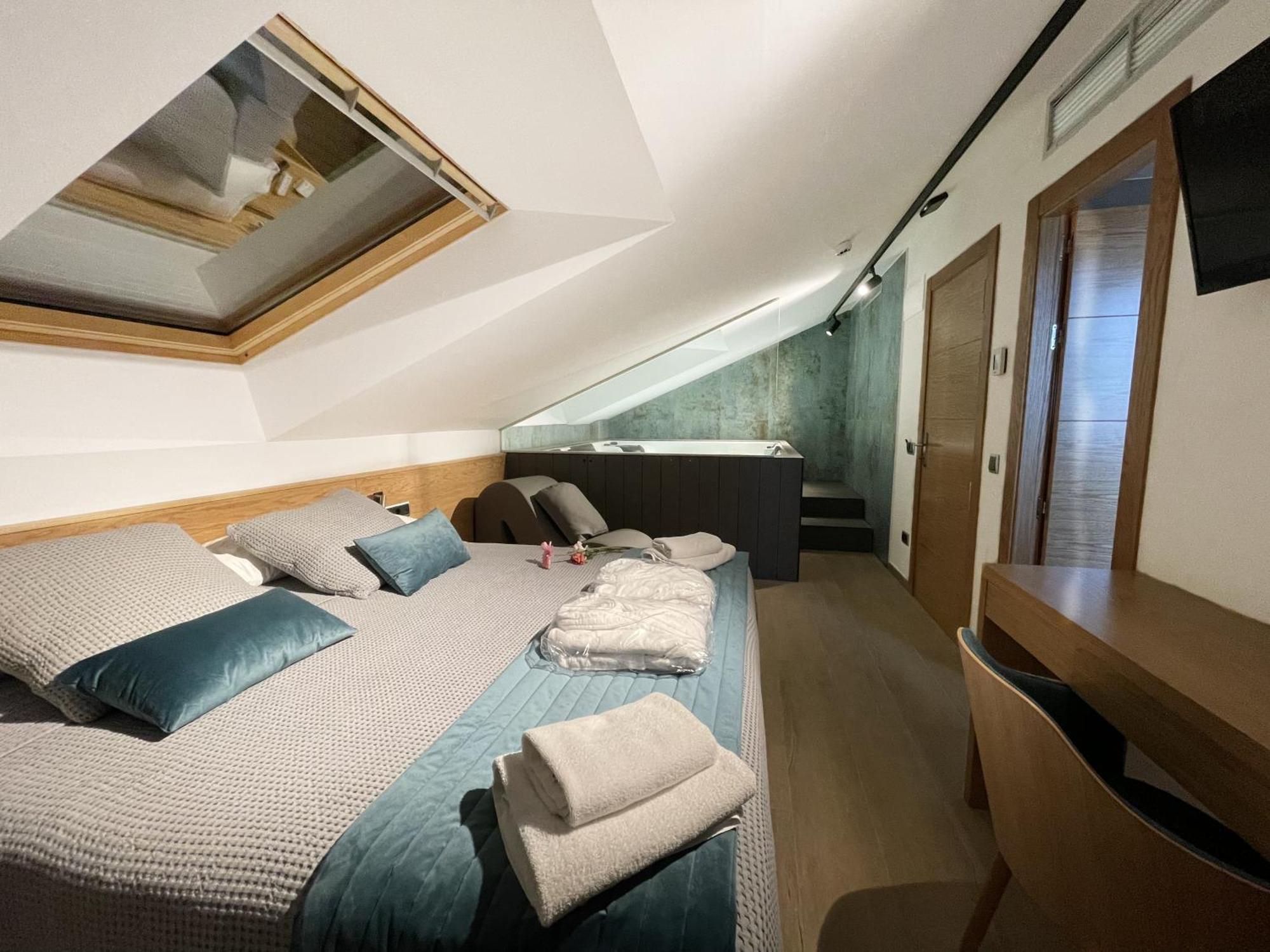 Hostal Restaurante Ibaisek Zudaire 외부 사진